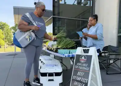 Fresh & Local Market Starts a New Season